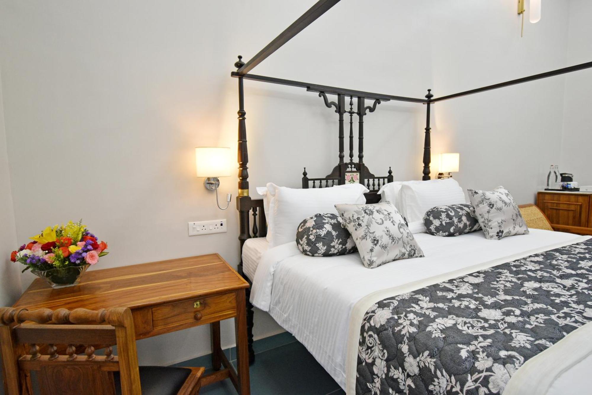 Le Colonial Suites بونديتْشيري المظهر الخارجي الصورة