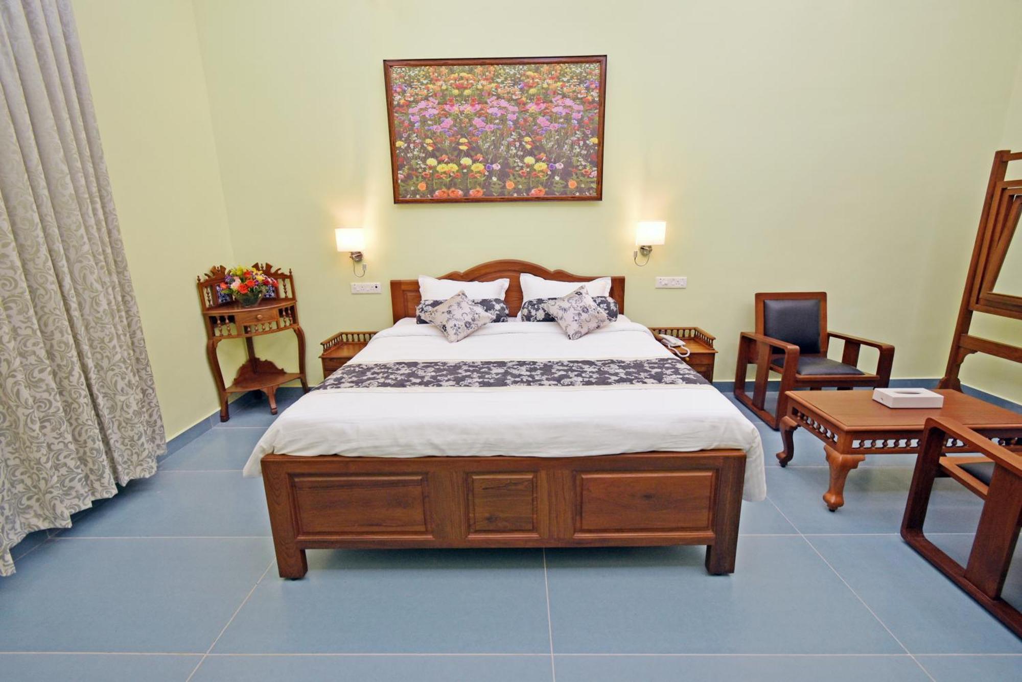 Le Colonial Suites بونديتْشيري المظهر الخارجي الصورة