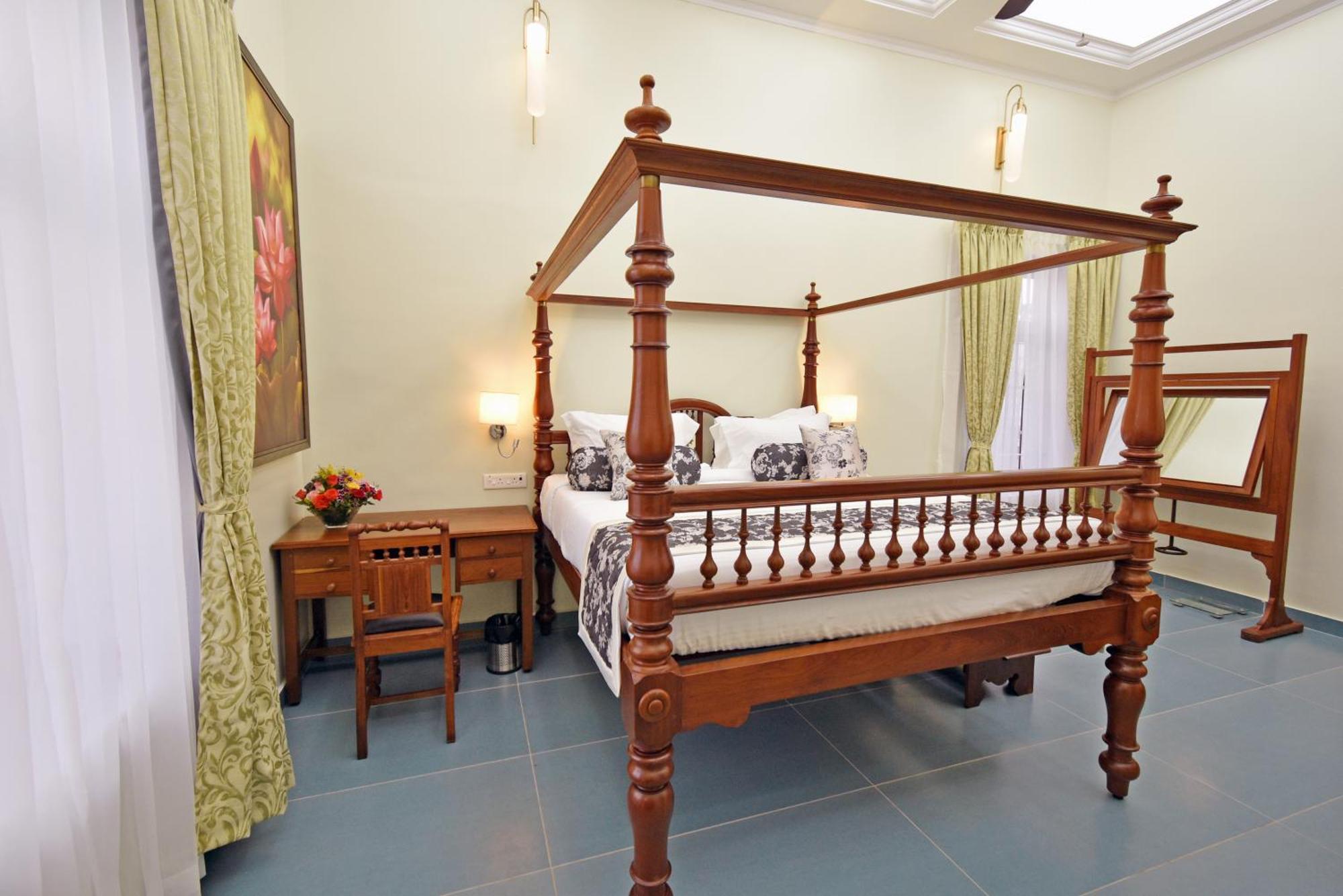 Le Colonial Suites بونديتْشيري المظهر الخارجي الصورة