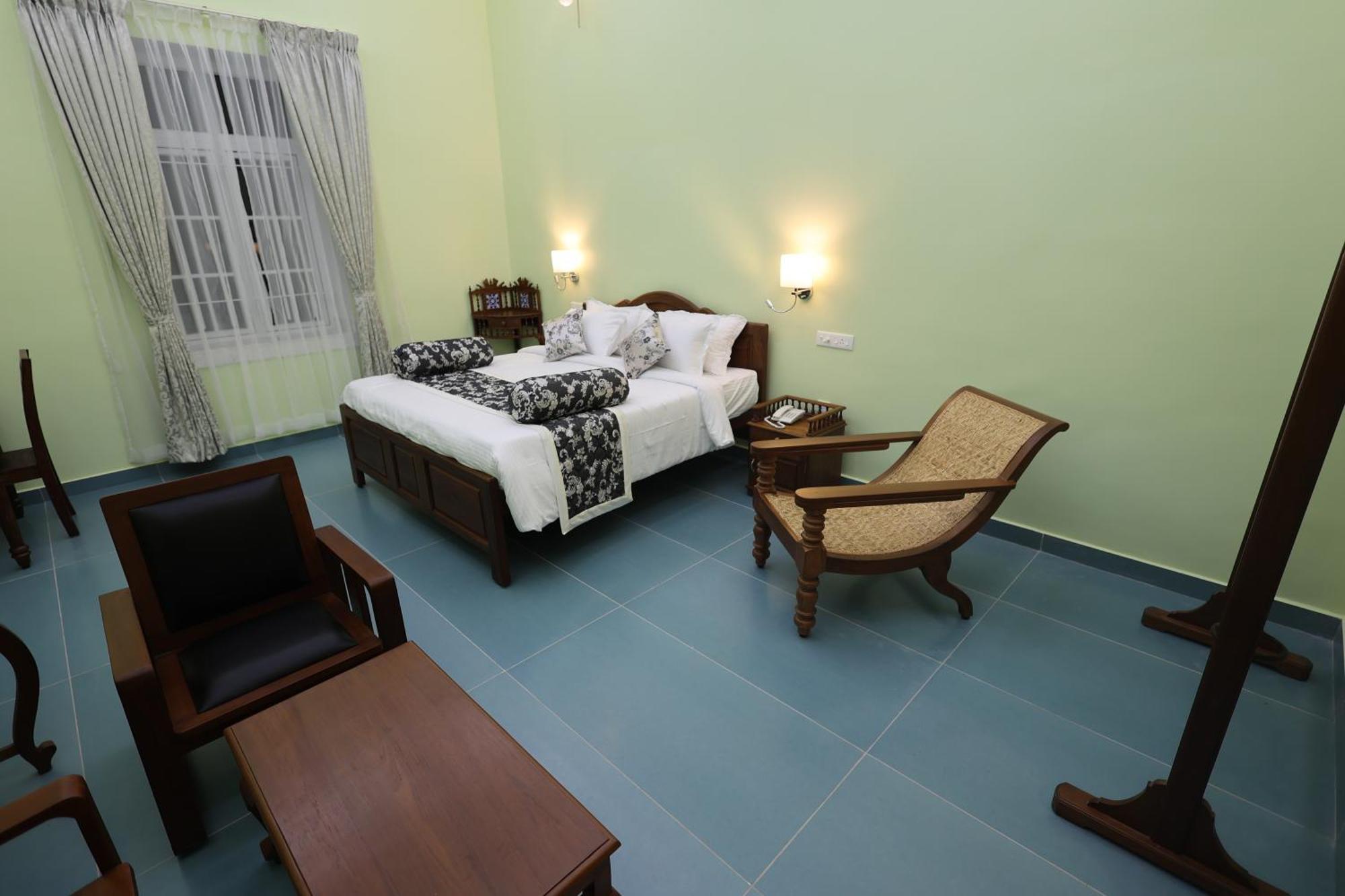 Le Colonial Suites بونديتْشيري المظهر الخارجي الصورة