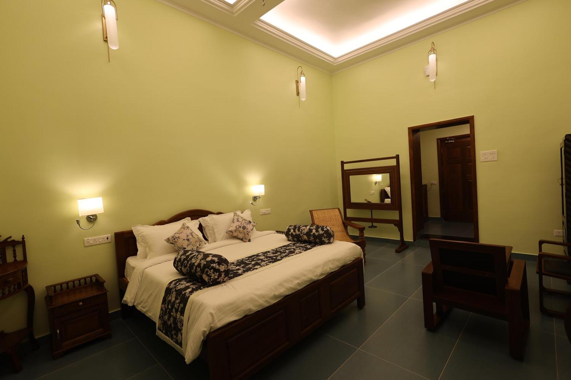 Le Colonial Suites بونديتْشيري المظهر الخارجي الصورة